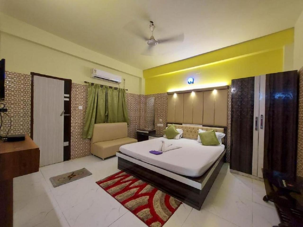 Hotel Hindusthan Inn マンダーマニ エクステリア 写真
