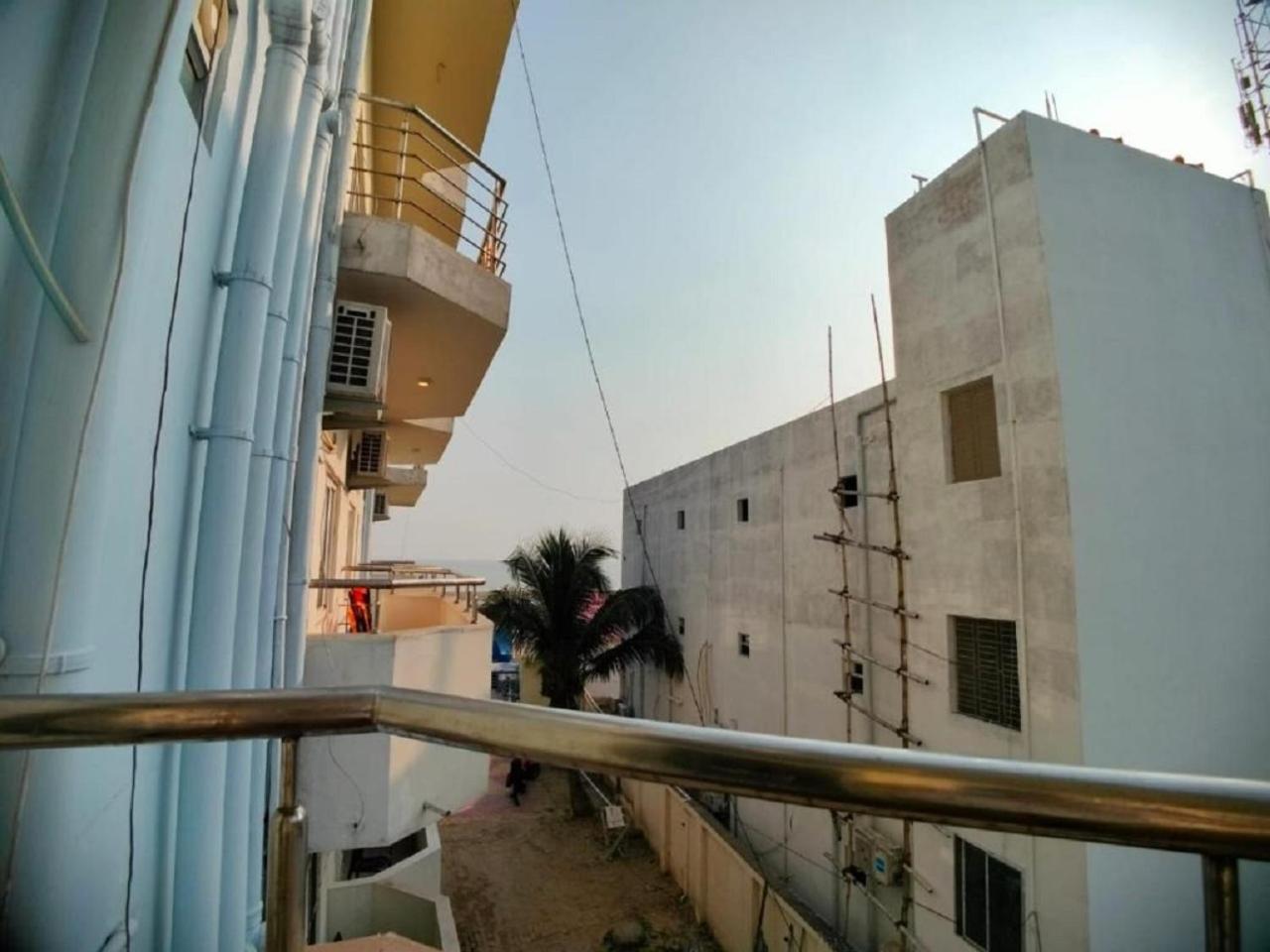 Hotel Hindusthan Inn マンダーマニ エクステリア 写真