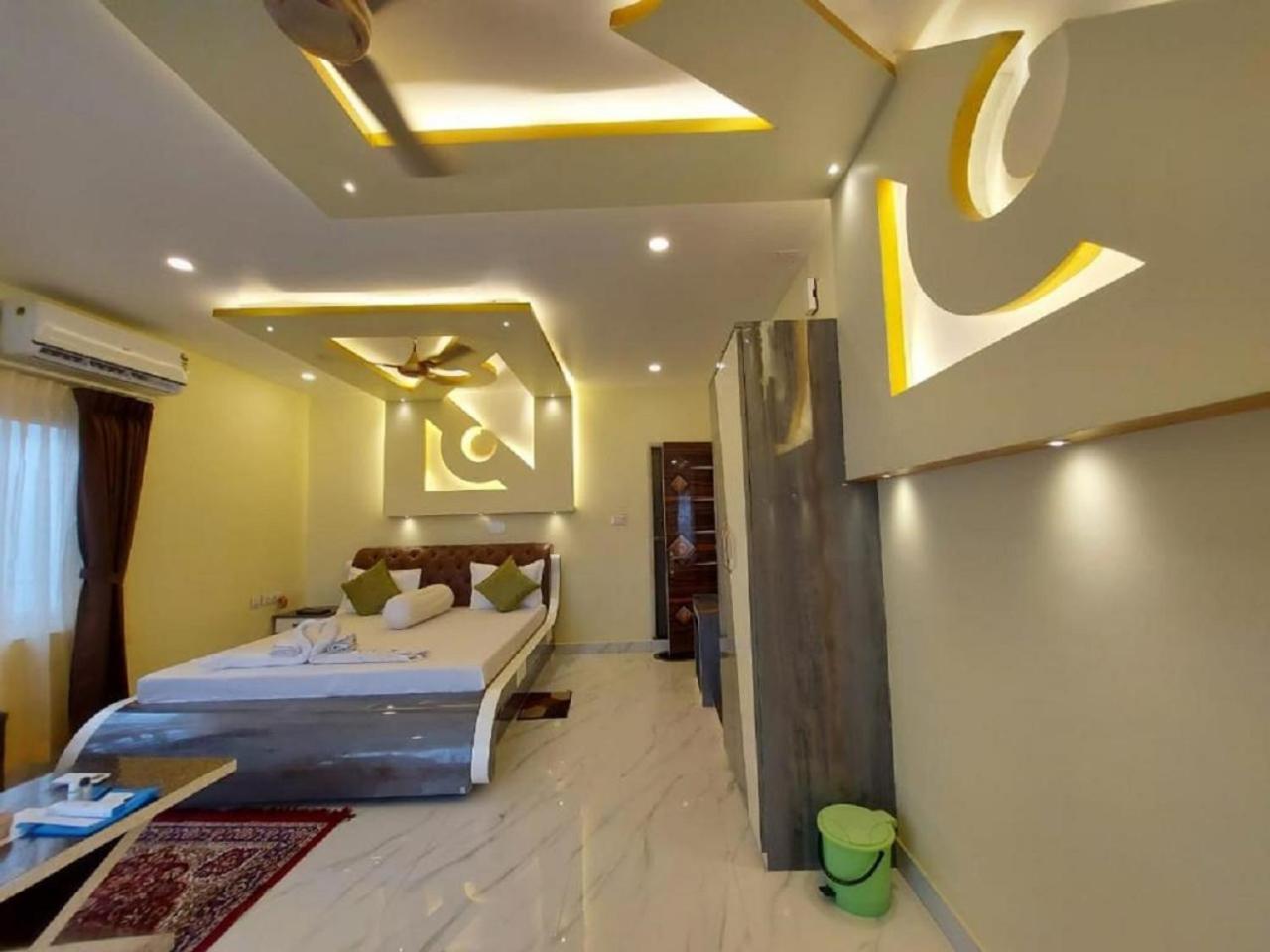 Hotel Hindusthan Inn マンダーマニ エクステリア 写真