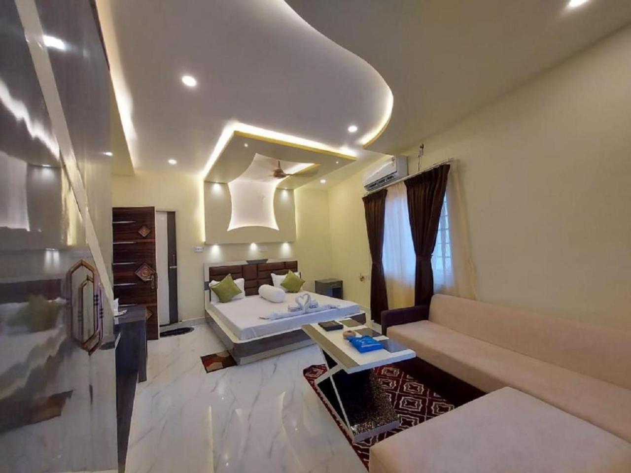Hotel Hindusthan Inn マンダーマニ エクステリア 写真